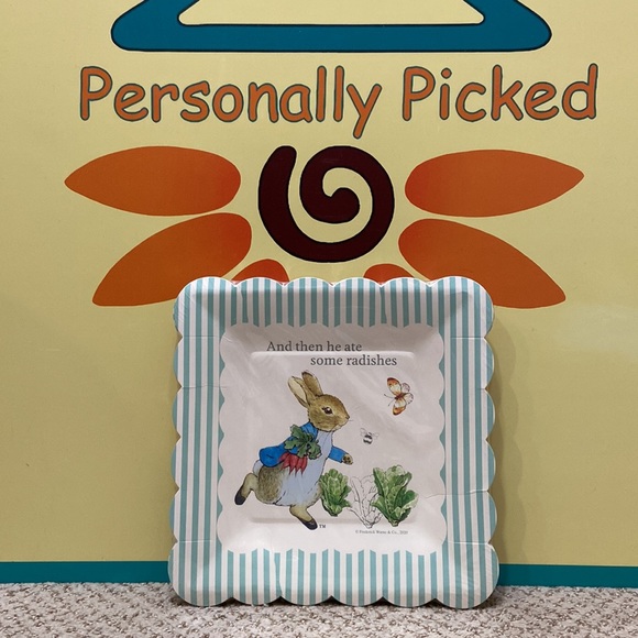 Beatrix Potter Peter Rabbit Paper Plate Set - Picture 6 of 9